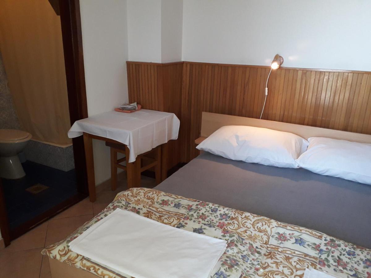 Apartmani Ana Novi V. - Studio Novi Vinodolski Zewnętrze zdjęcie